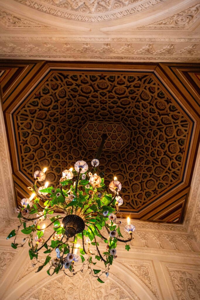 Love this chandelier
